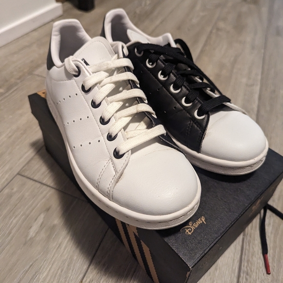 Adidas Cruella DeVil shoes - Picture 10 of 14